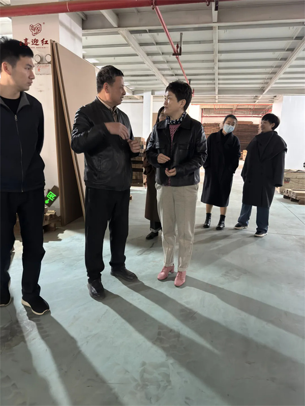 888集团平台
红木 888集团平台
红木