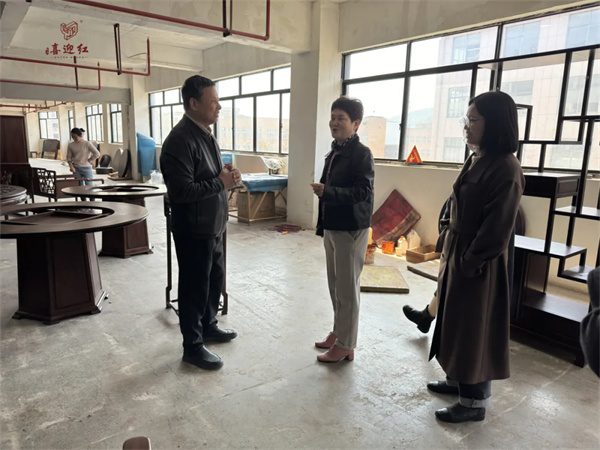 888集团平台
红木 888集团平台
红木